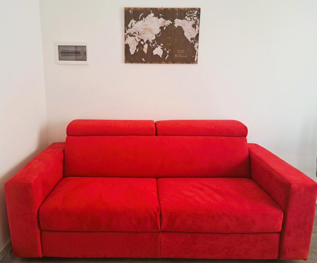 La Petite Maison Daire Agrate Brianza Dış mekan fotoğraf